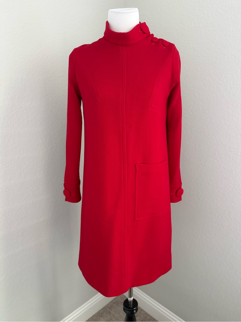 Elegant Red Long-Sleeve Turtleneck Dress with Front Pocket